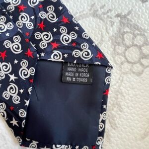Vintage Disney men’s necktie 100% silk red white blue